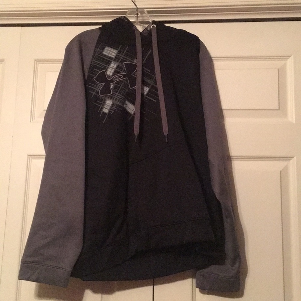 Under Armour sweatshirt